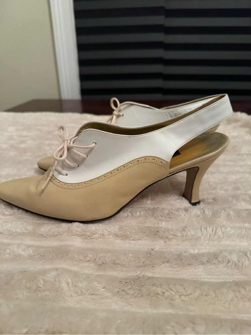 Vintage ESCADA Italy Two-Tone Leather Slingback Pumps Pointed Toe Lace-Up Heels
